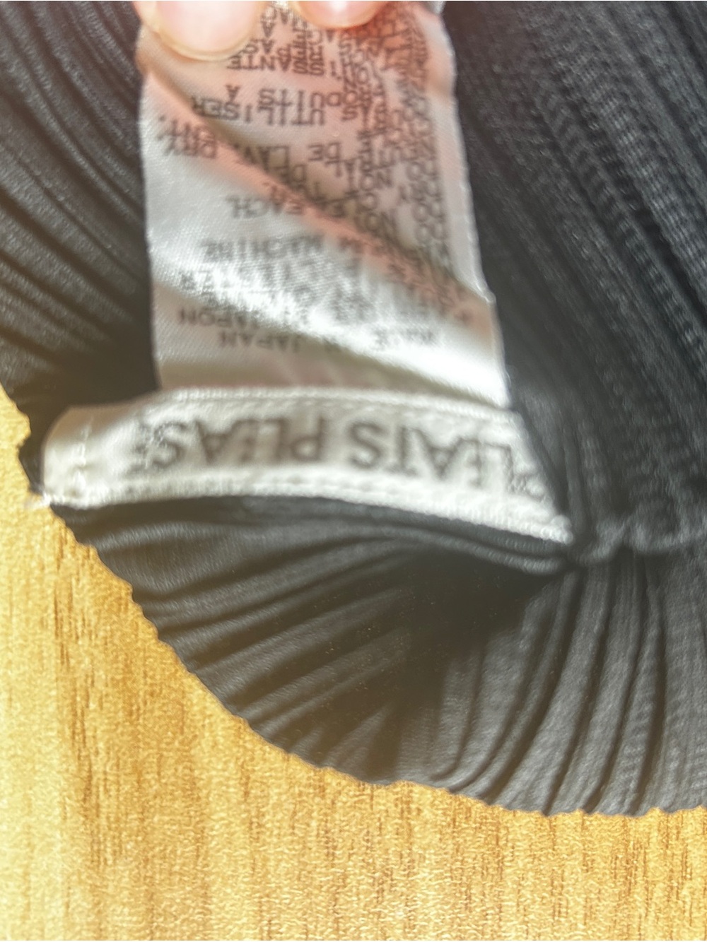 Issey Miyake Black Pleated High-Neck Long Sleeve Top - Picture 4 of 6